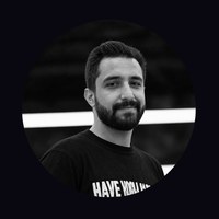 عکس پروفایل Nightwalker — Rad Izadi